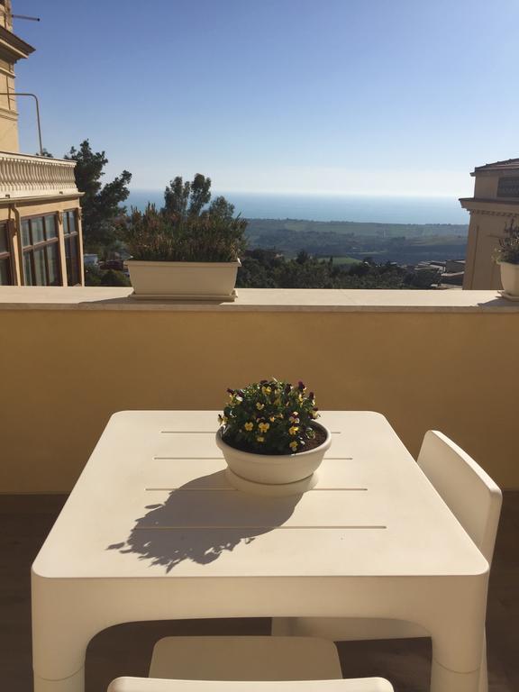 Dimora Del Viale Bed & Breakfast Agrigento Ngoại thất bức ảnh